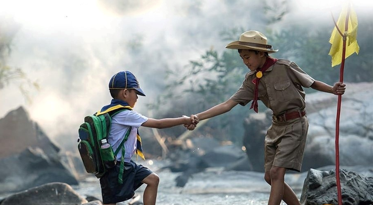 Menjadi Pribadi Yang Bermanfaat Bagi Sesama
